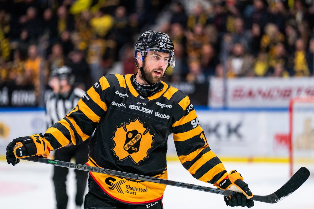 Ännu har Skellefteås Joakim Lindström inte lagt av: "Håller igång" -  HockeyNews