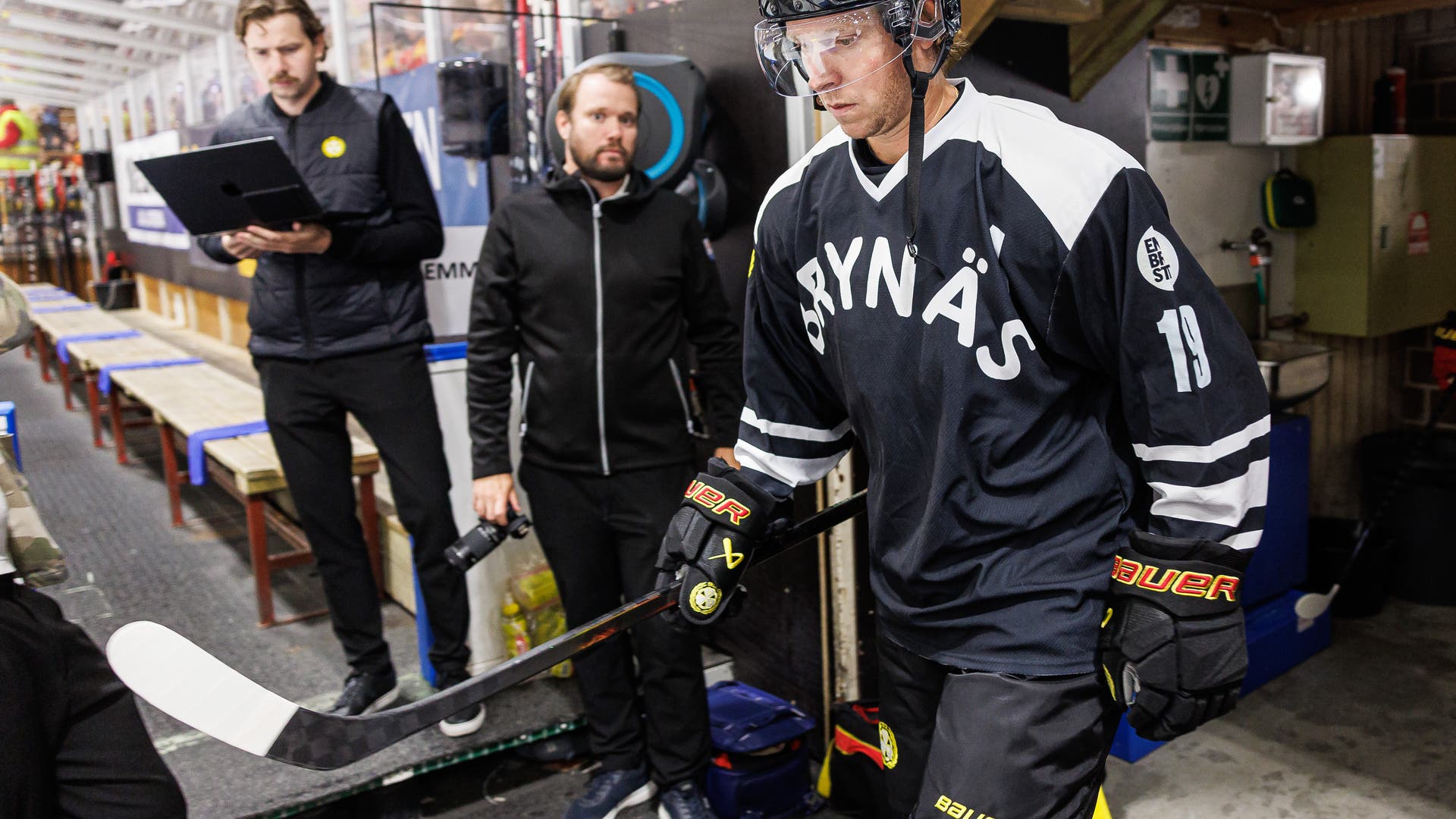 Nicklas Bäckström