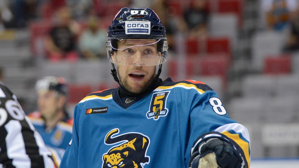 (c) photo.khl.ru Artur Lebedev