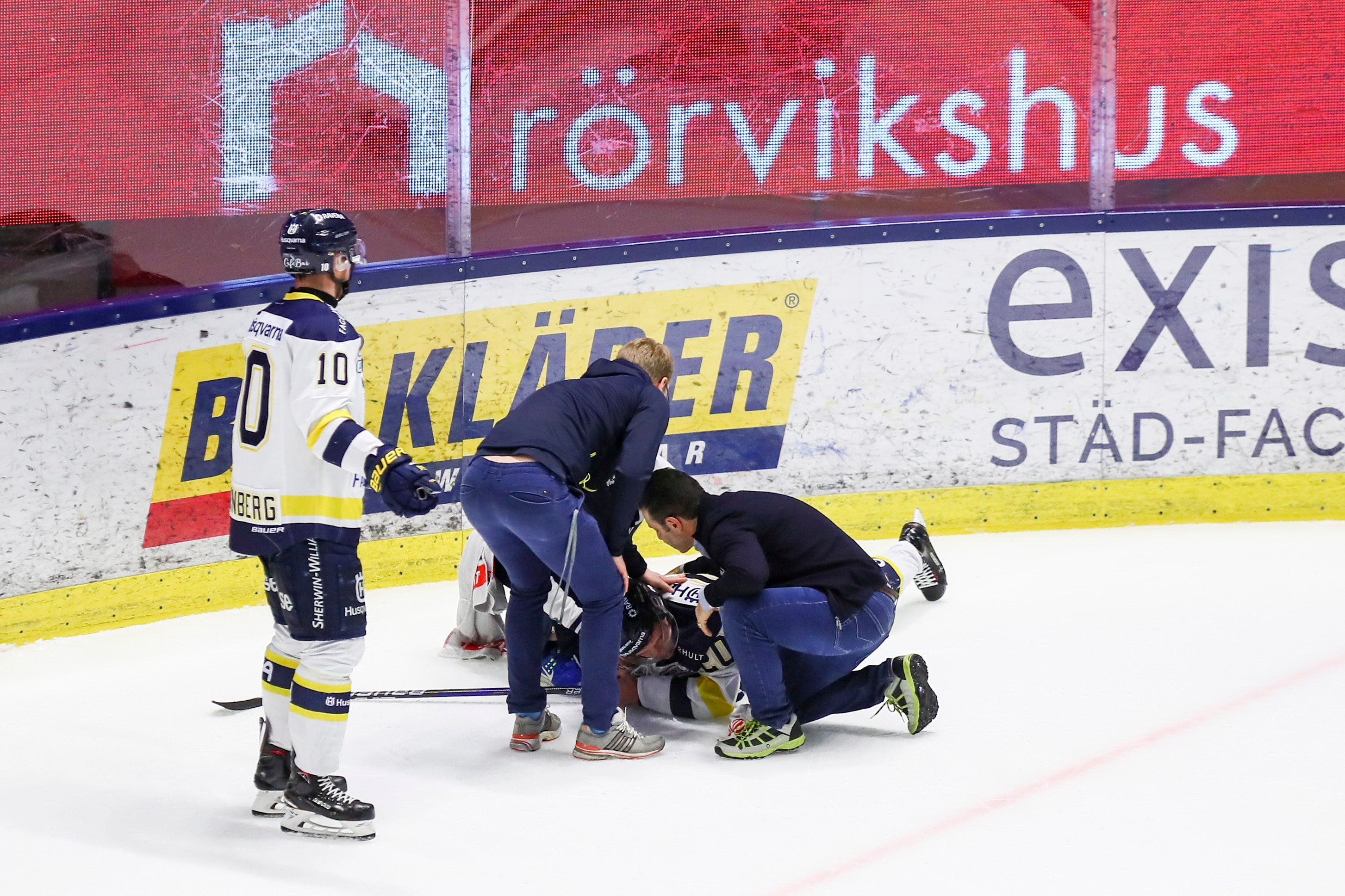 (2237) lawrence pilut