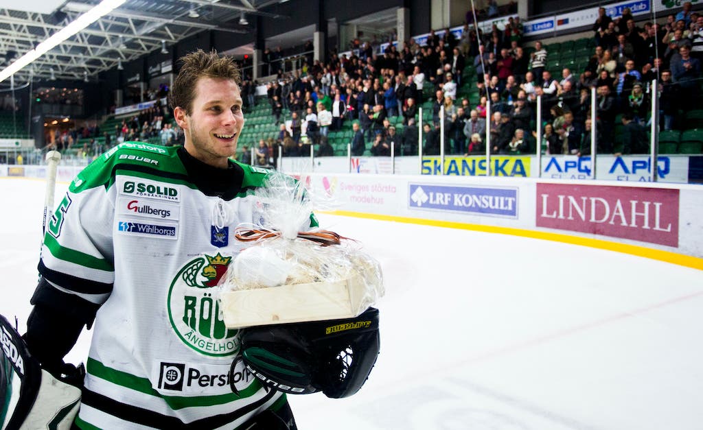 (26013) Brandon Maxwell