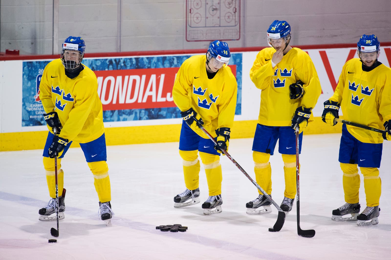 (1430) juniorkronorna