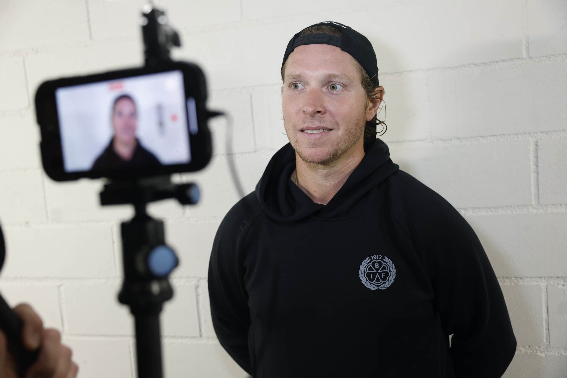 SHL-Debatt: Bäckström Kräver Ny Kvalserie och Utökning till 18 Lag – Kan Stockholm Få Ett Nytt Deras?