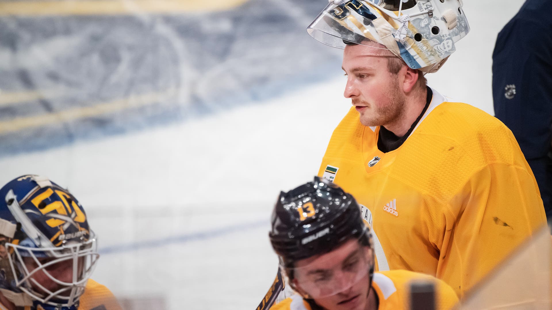(10827) Linus Ullmark