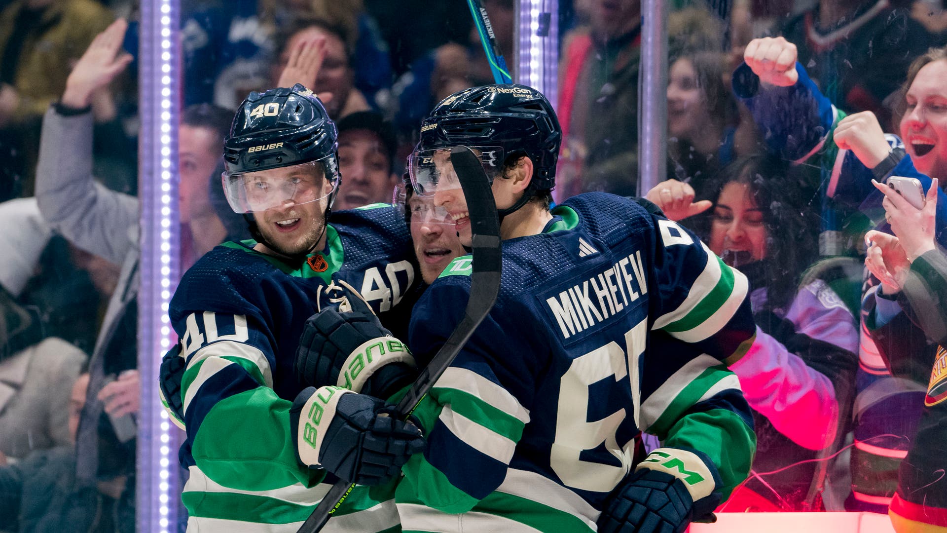 (25646) Elias Pettersson Vancouver