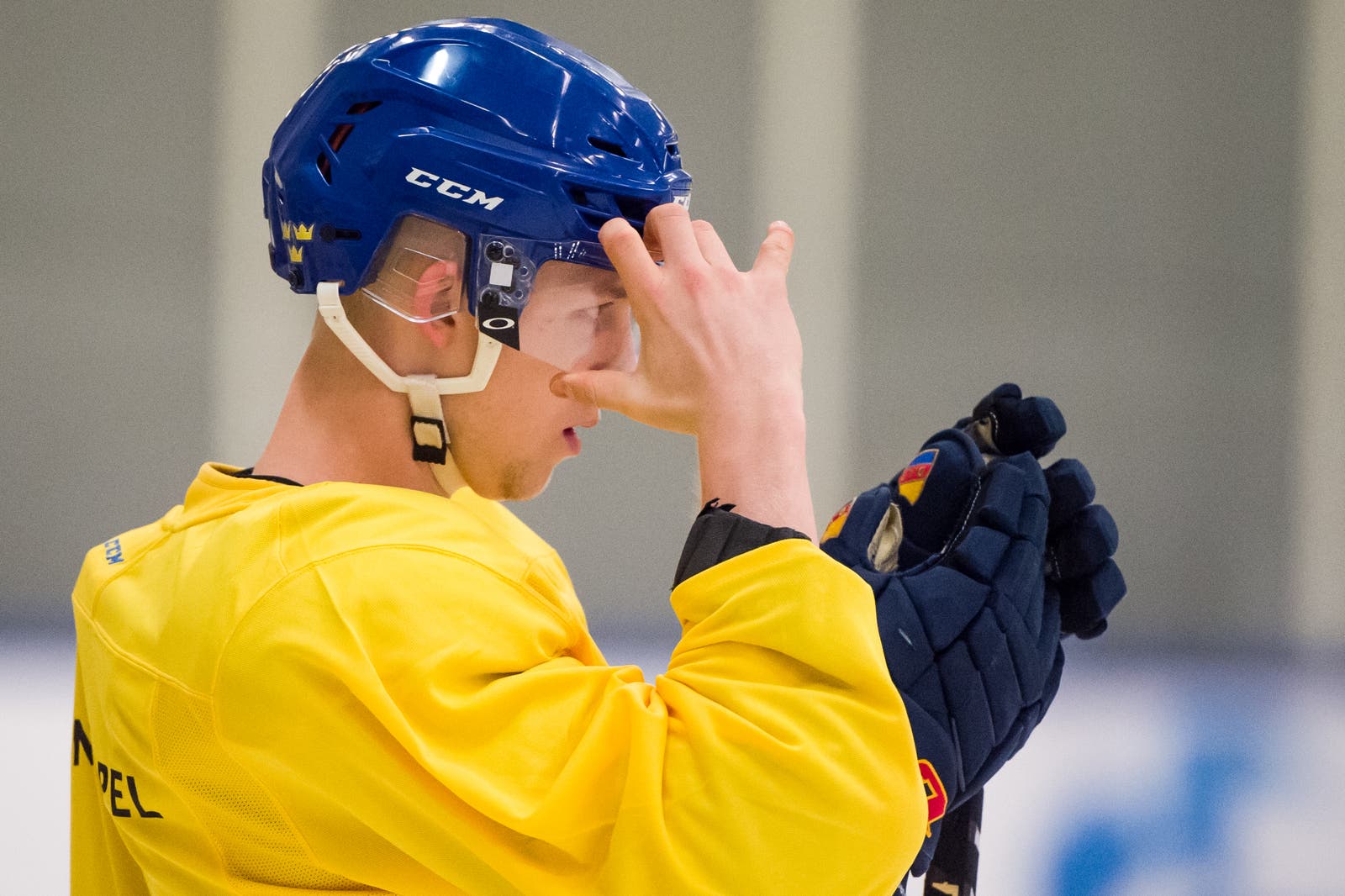 (4906) Jonathan Davidsson7