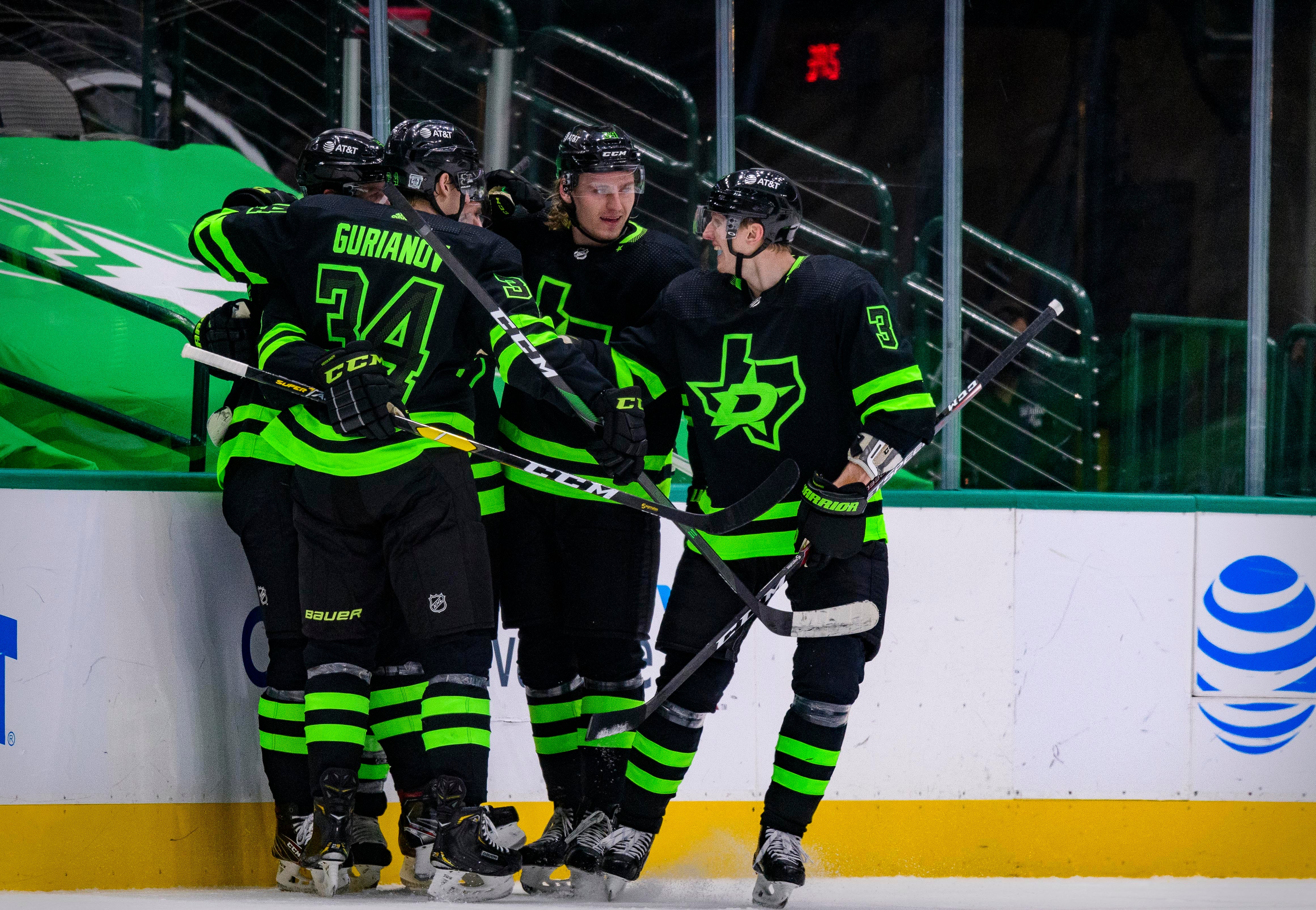 (18203) John Klingberg