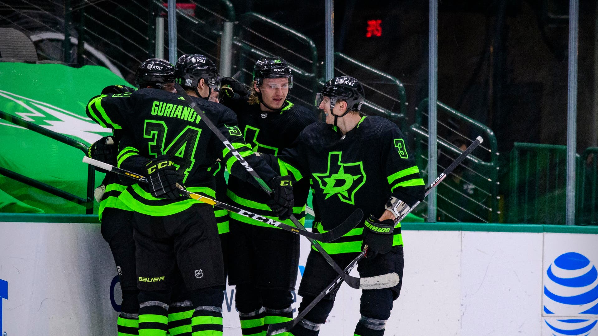 (18203) John Klingberg