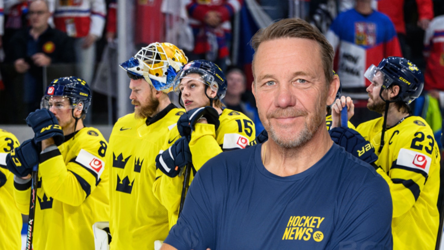 Porträtt av en man i mörkblå t-shirt med Hockey News-logga framför ett ishockeylag i gula tröjor.