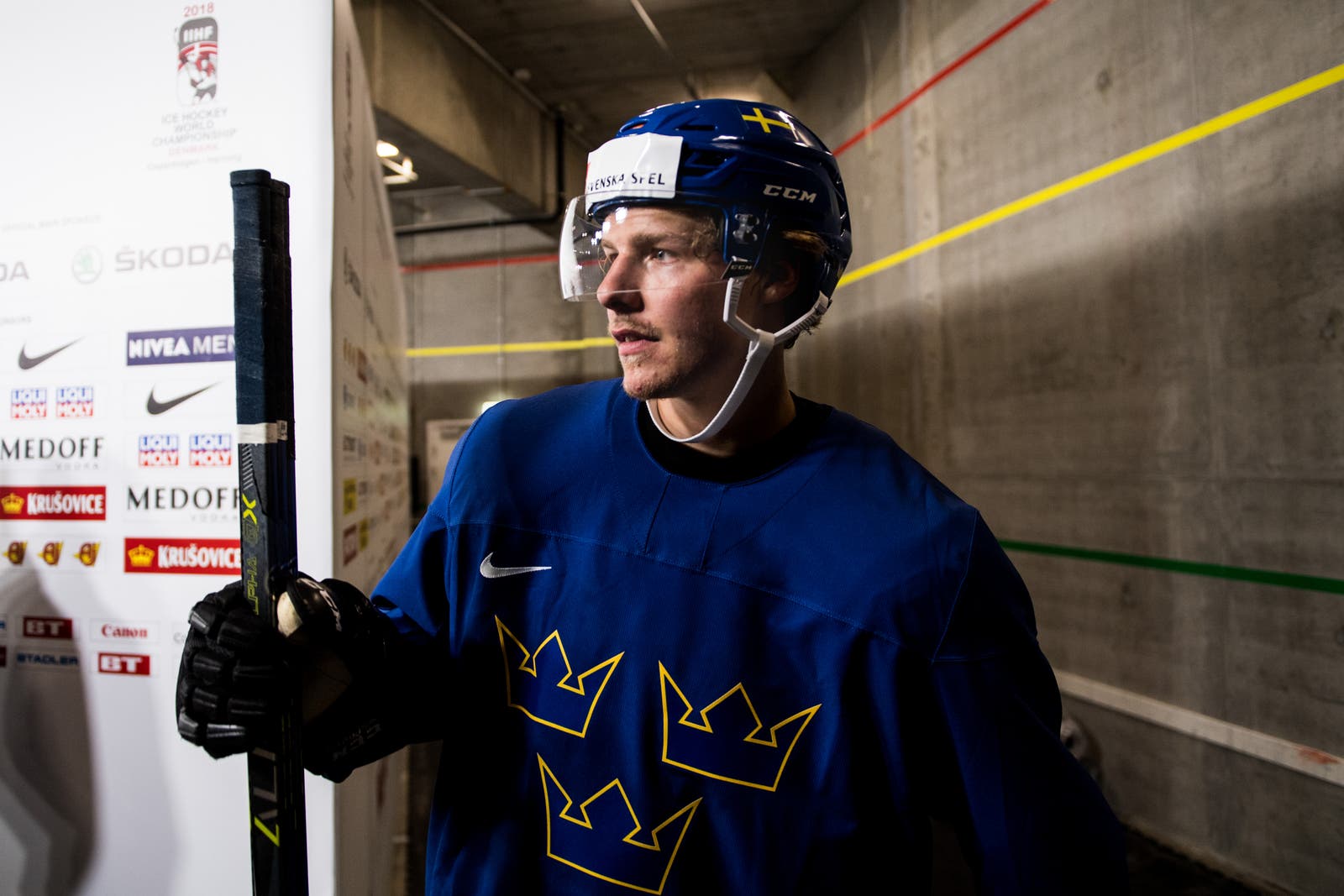 (2691) Hampus Lindholm