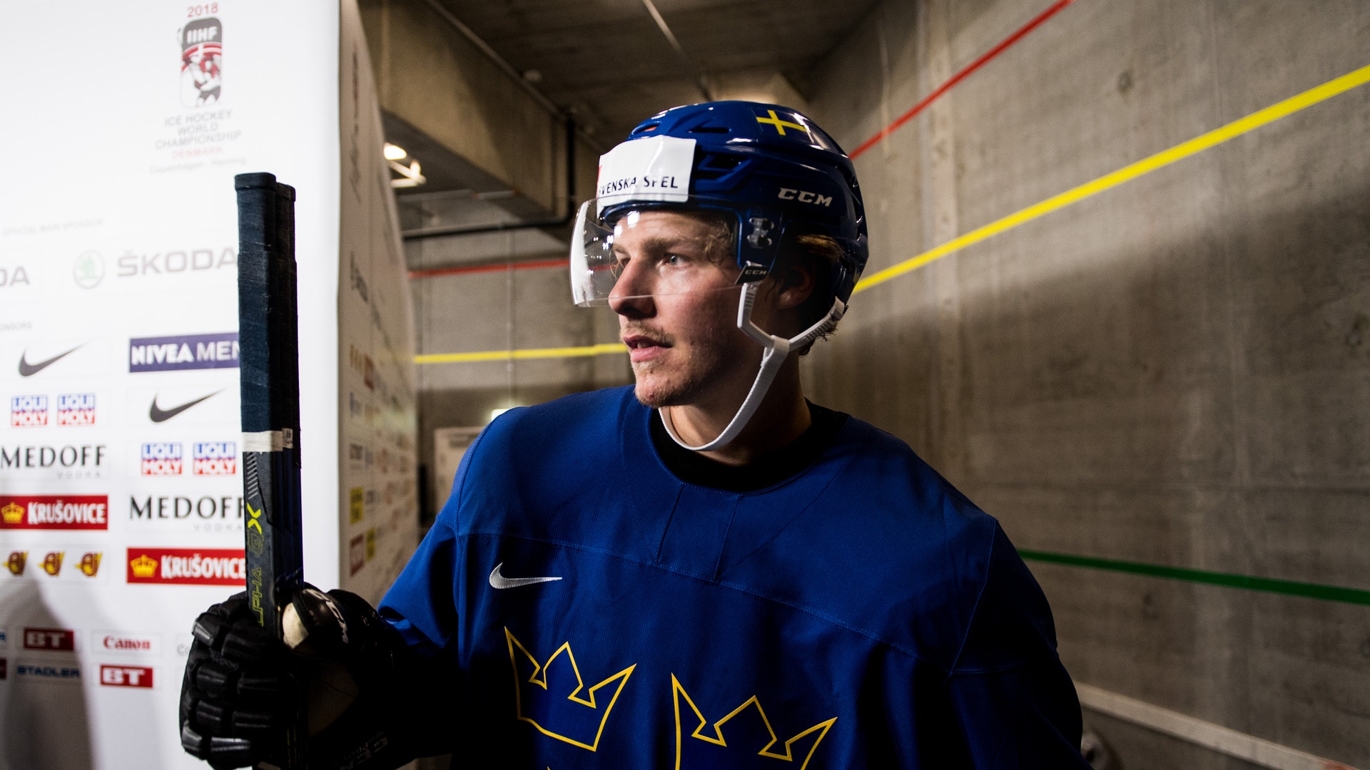 (2691) Hampus Lindholm