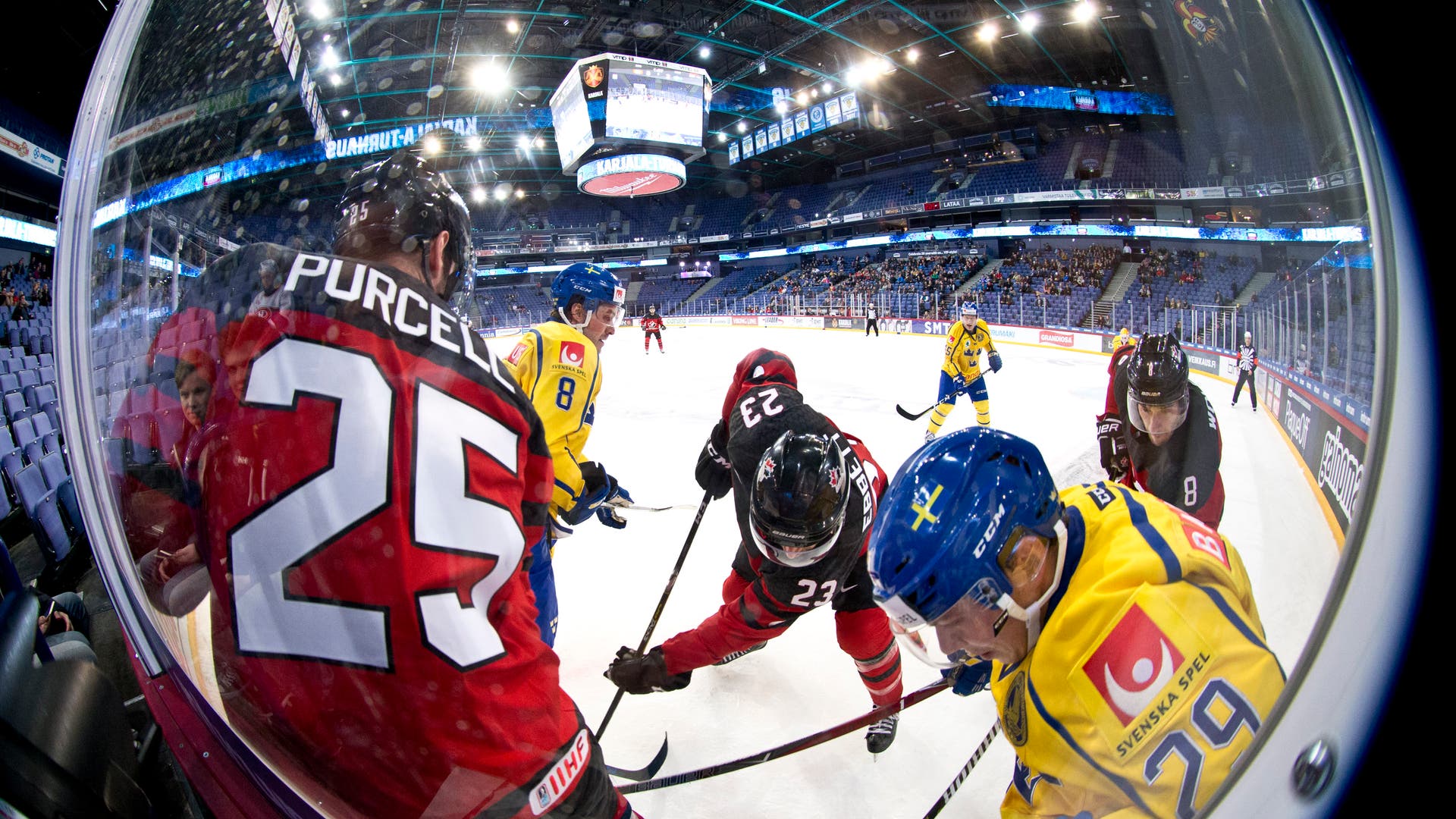 (1016) Erik Gustafsson4