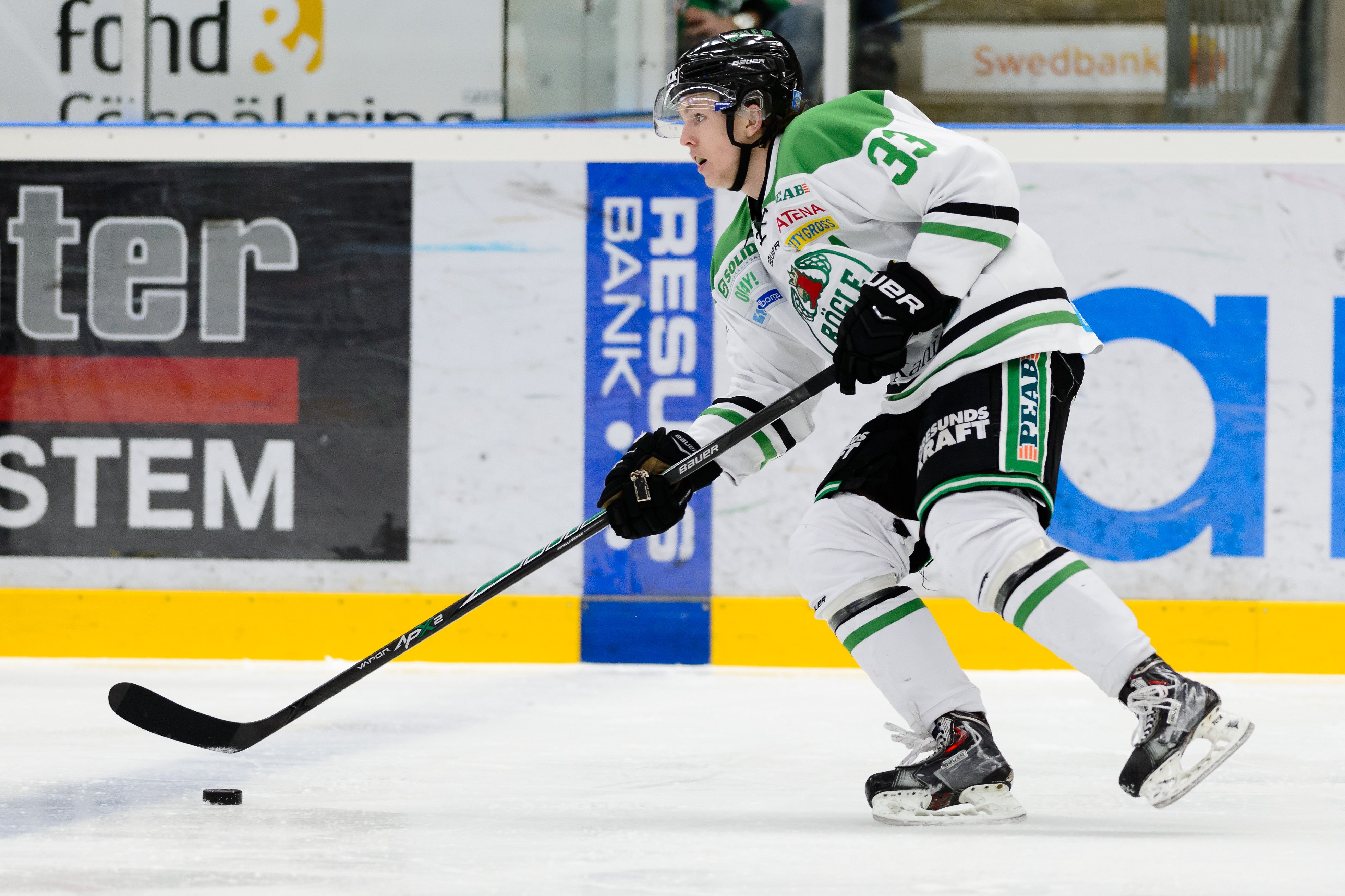 (8205) Niklas Hansson