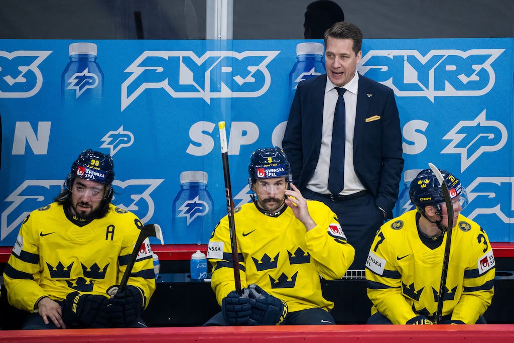 Sam Hallam Mika Zibanejad Filip Forsberg