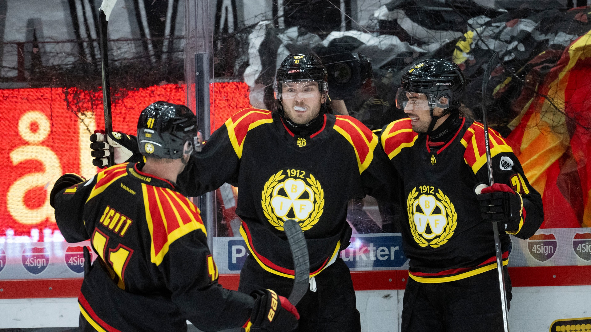 Kieffer Bellows/Brynäs jublar