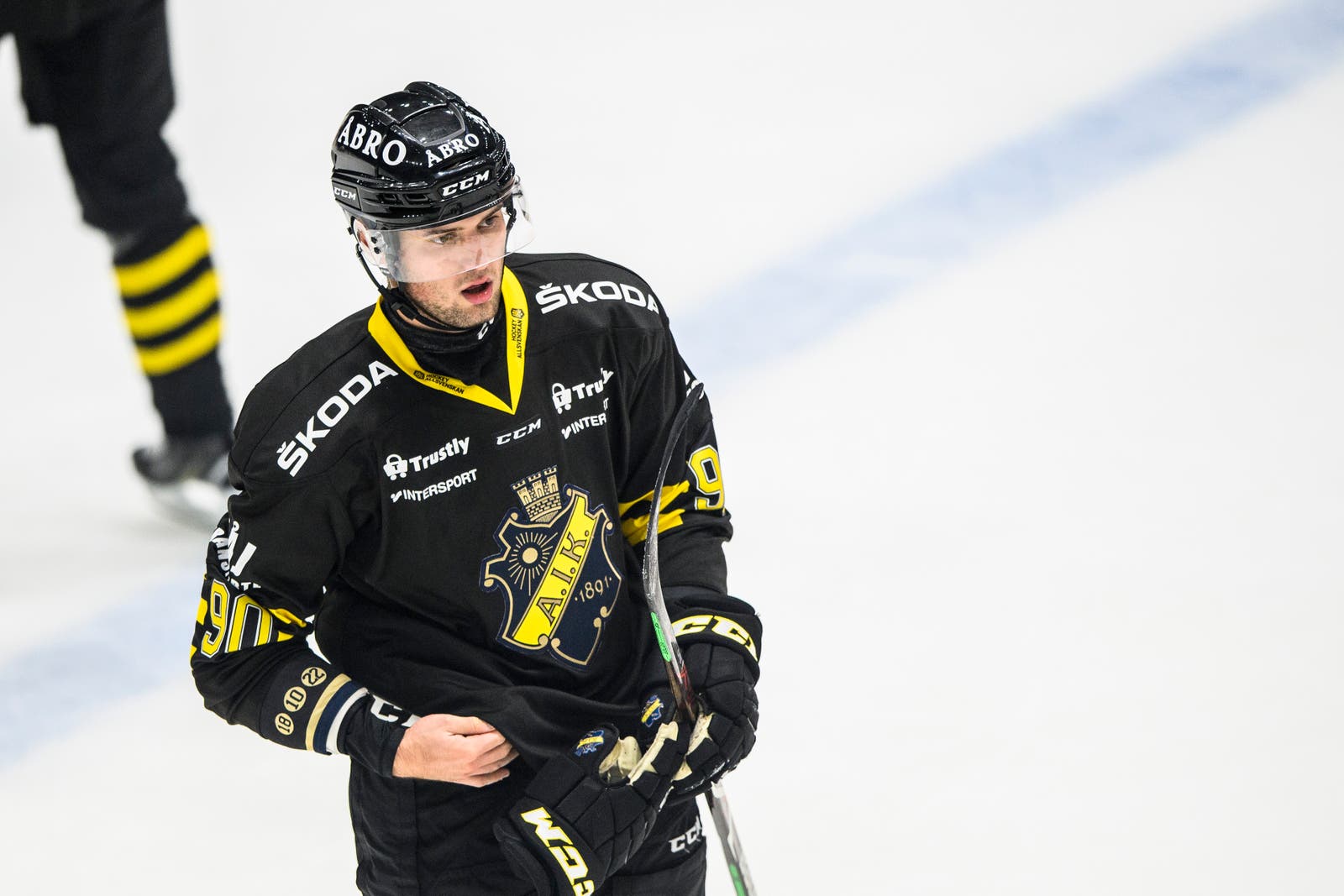 (15912) oliverwalstrom