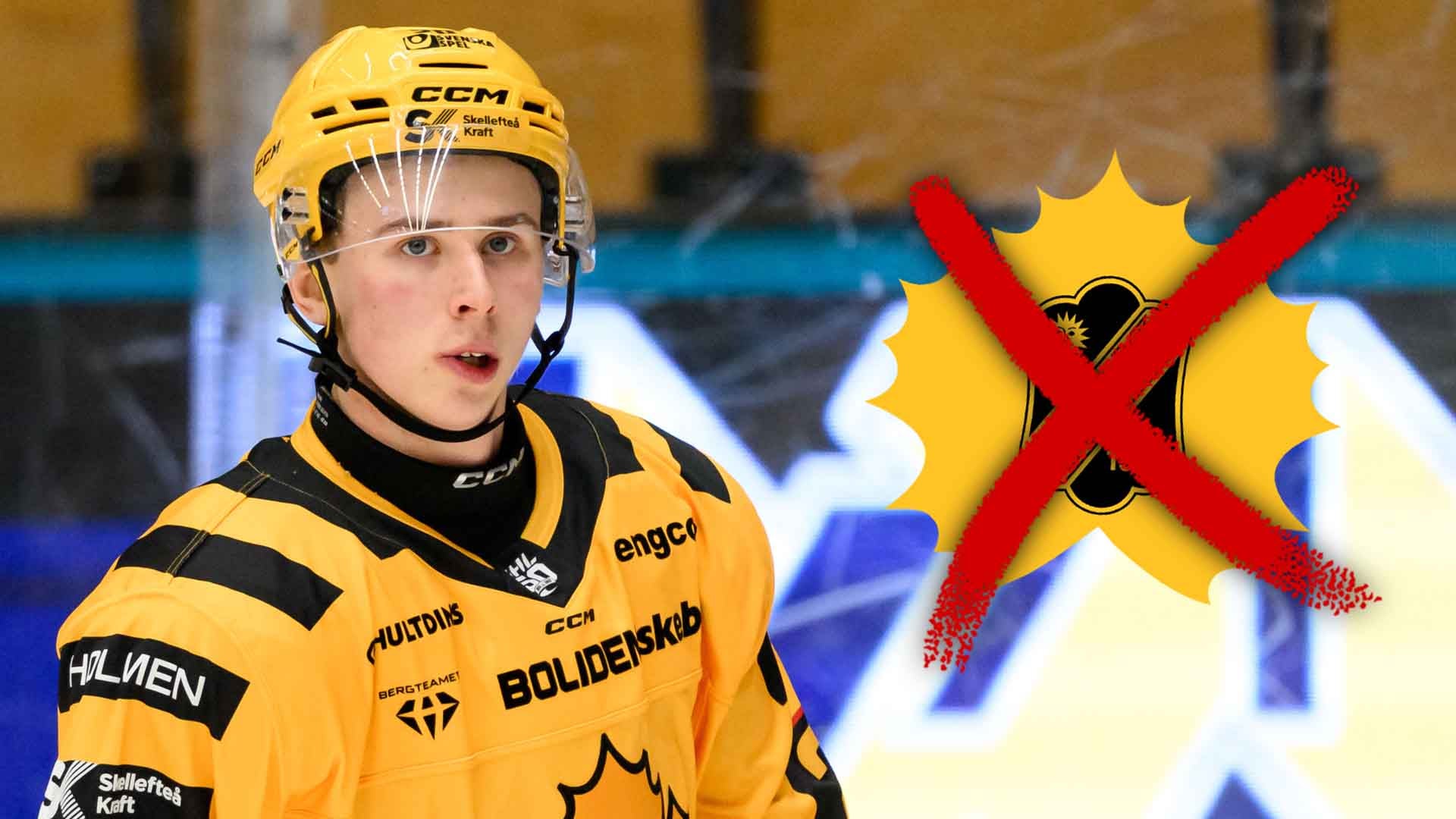 Porträtt av en ung ishockeyspelare i gul och svart matchdräkt med CCM-hjälm. Spelaren tittar mot kameran under en ishockeymatch.