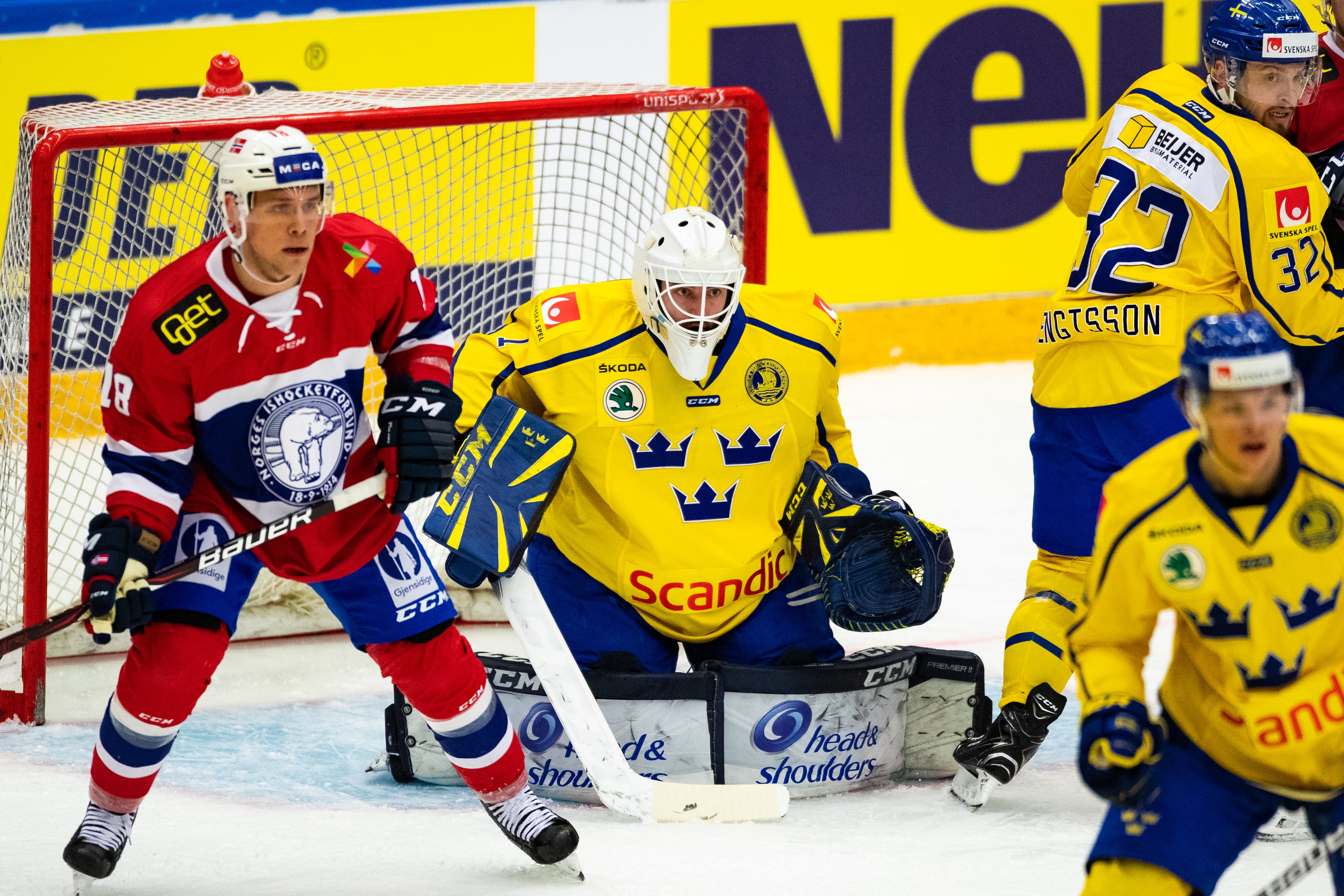 (7917) Jhonas Enroth
