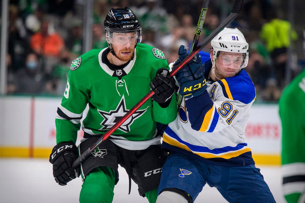 (23880) Michael Raffl/Dallas