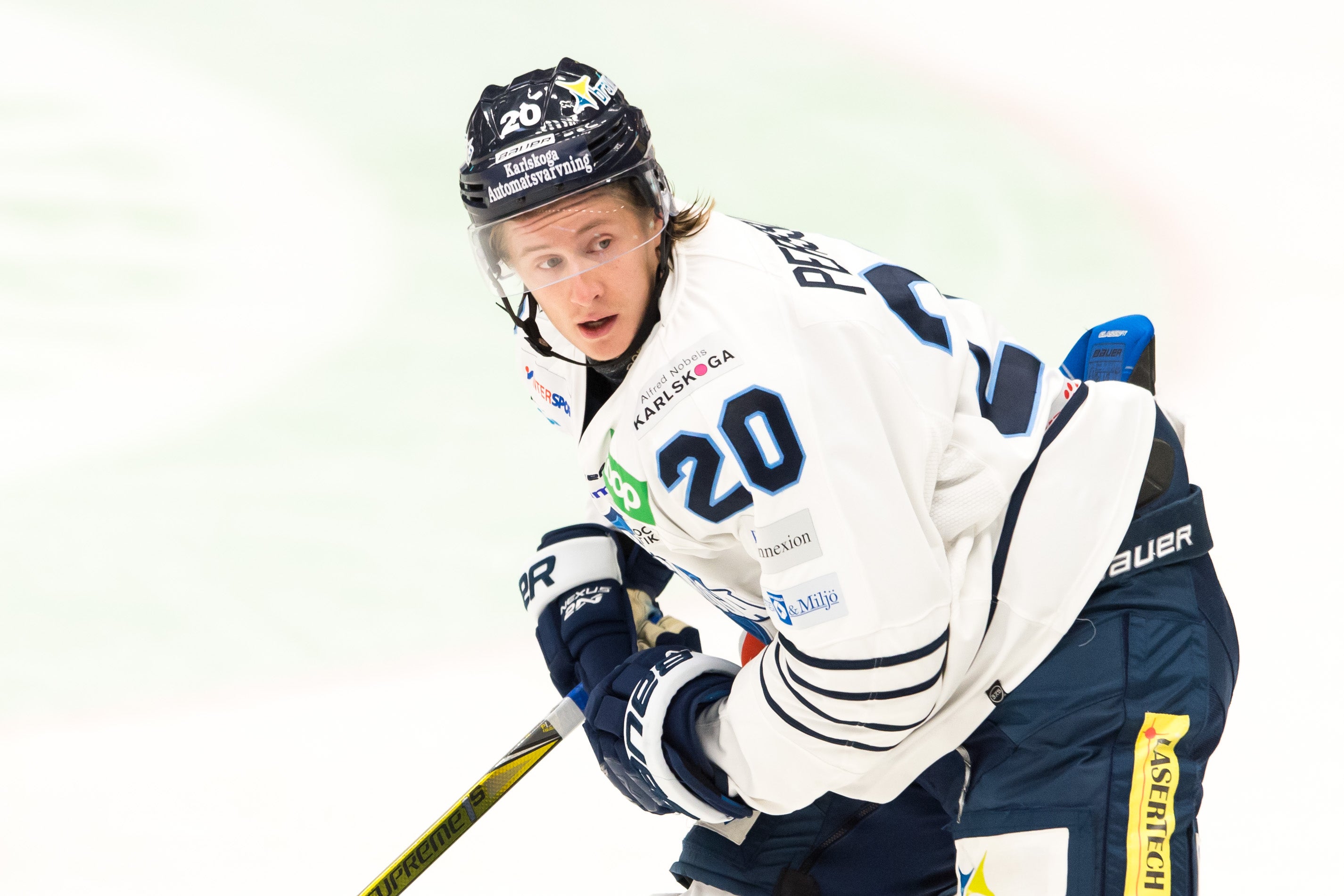 (7827) juliuz persson