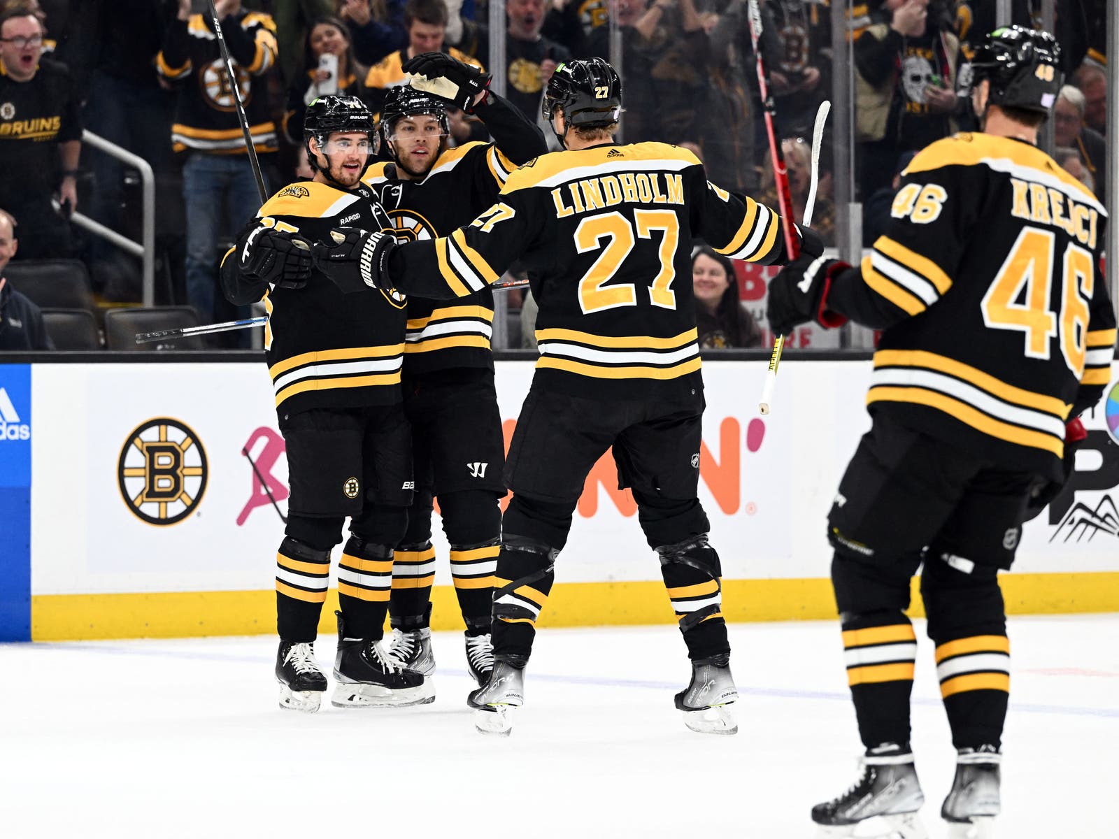 (25346) Hampus Lindholm Boston