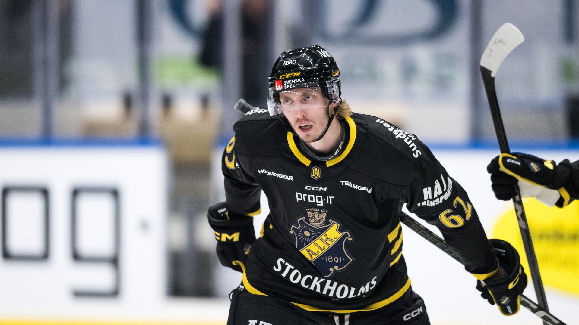 Simon Åkerström