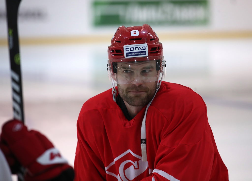 (c) photo.khl.ru Vladimir Bezzubov