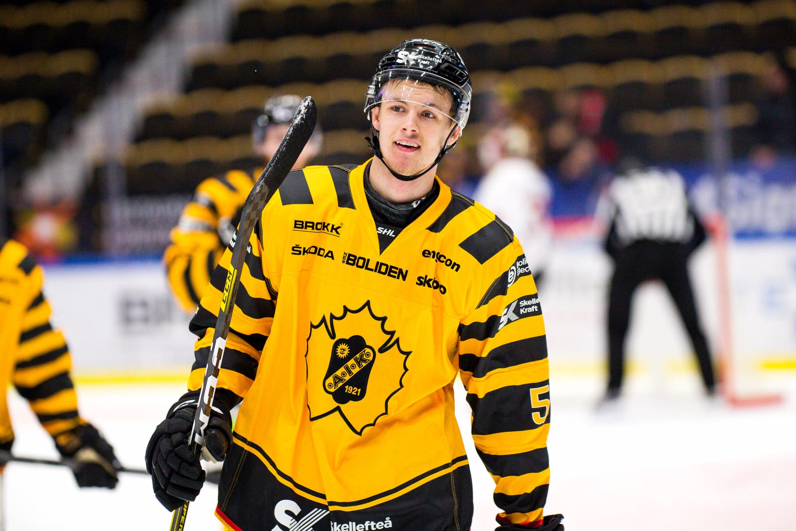 (13489) Philip Broberg