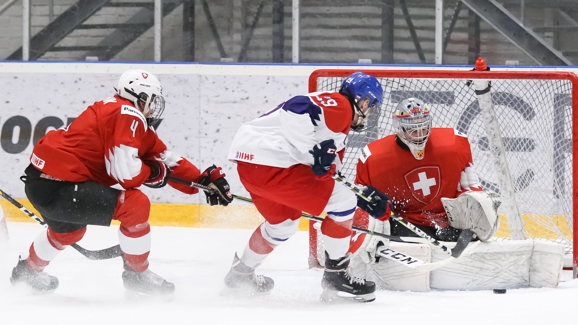 Chris Tanouye/HHOF-IIHF Images