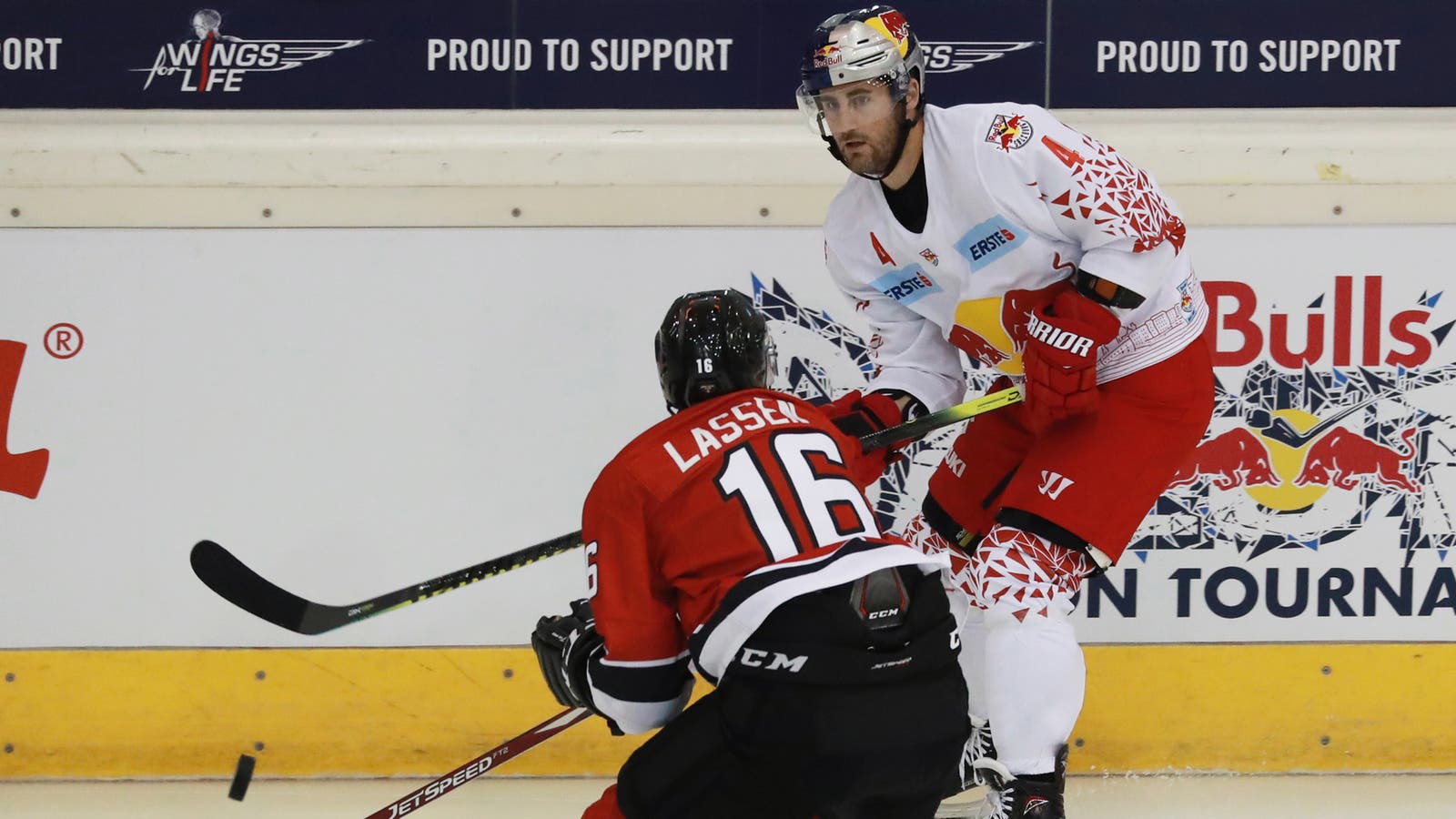 (14933) Bud Holloway