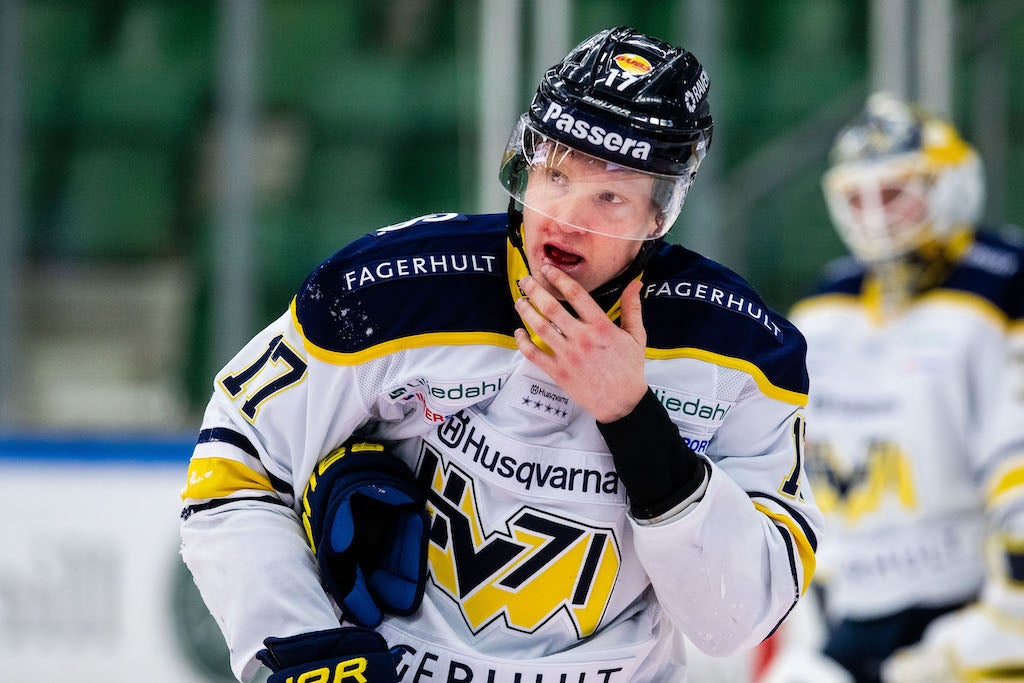 (18071) Emil Johansson/HV71