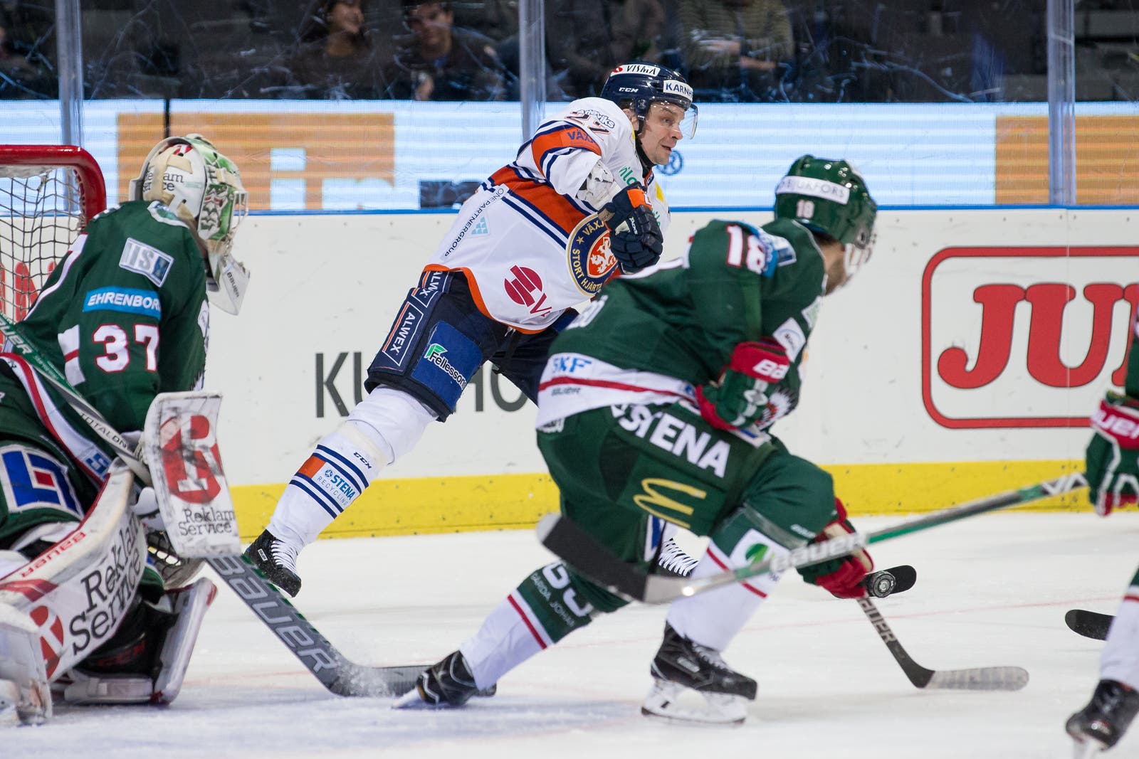 (3332) C More försäsong