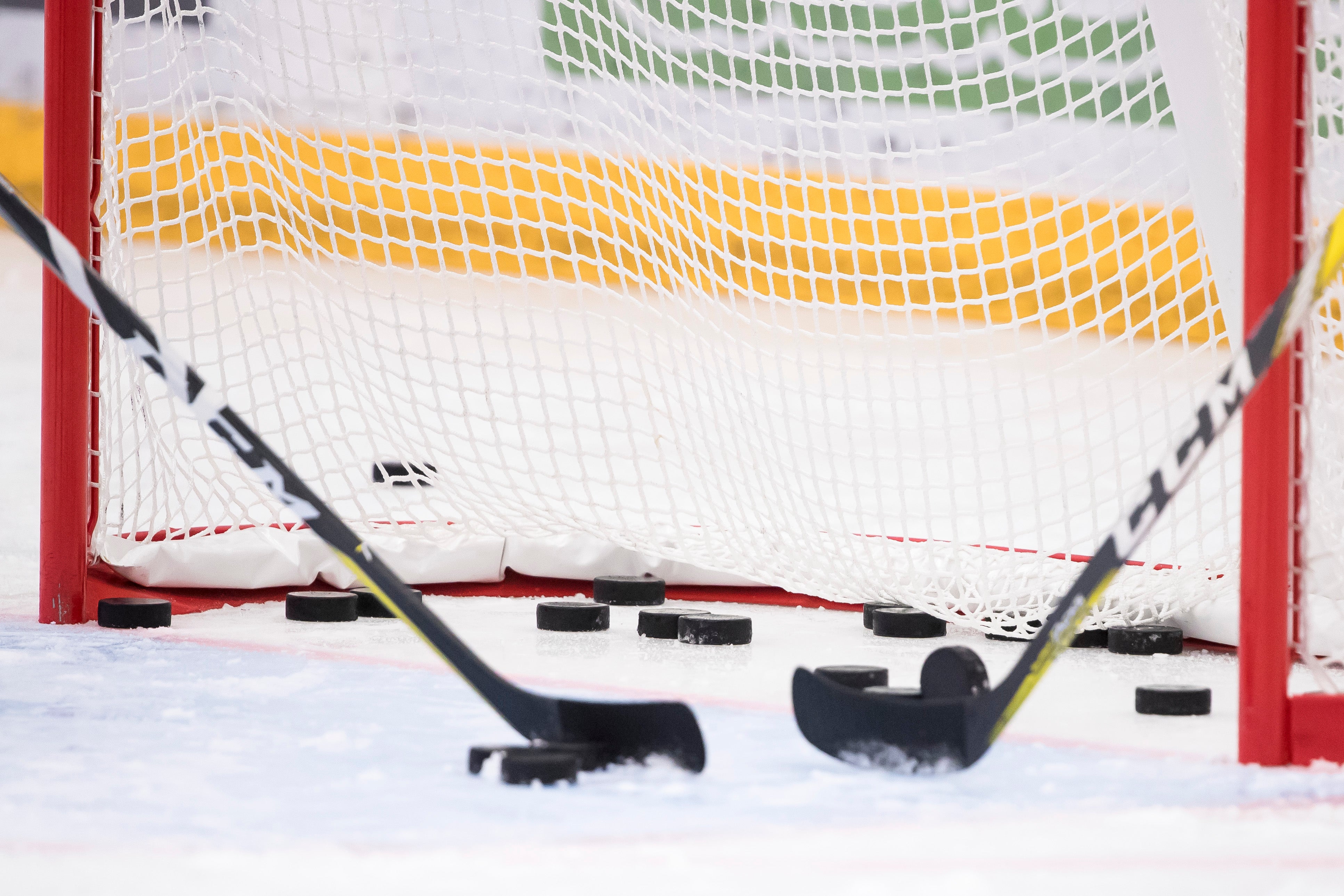 (577) klubbor puckar