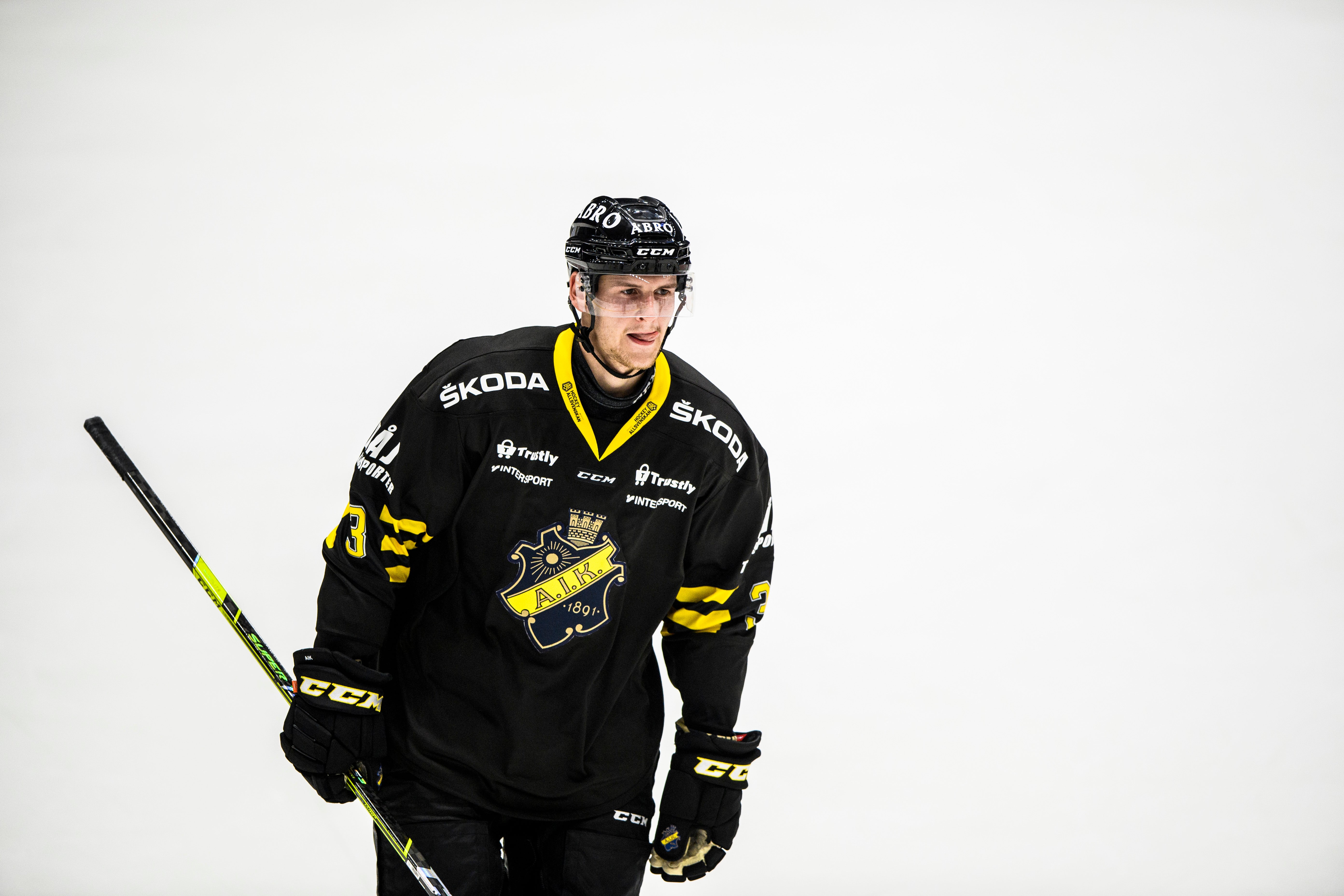 (24501) Simon Fernholm