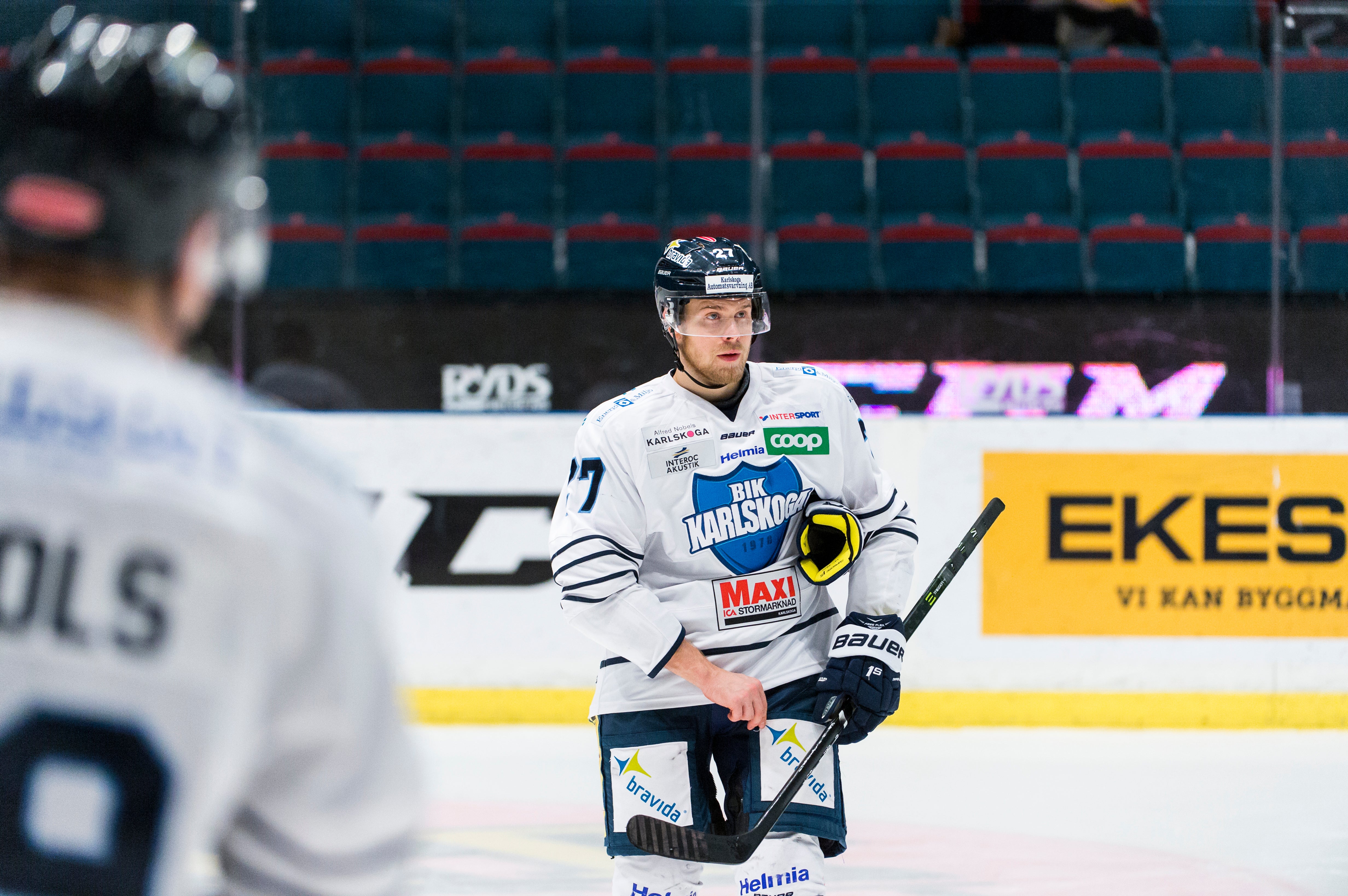 (3232) victor backman