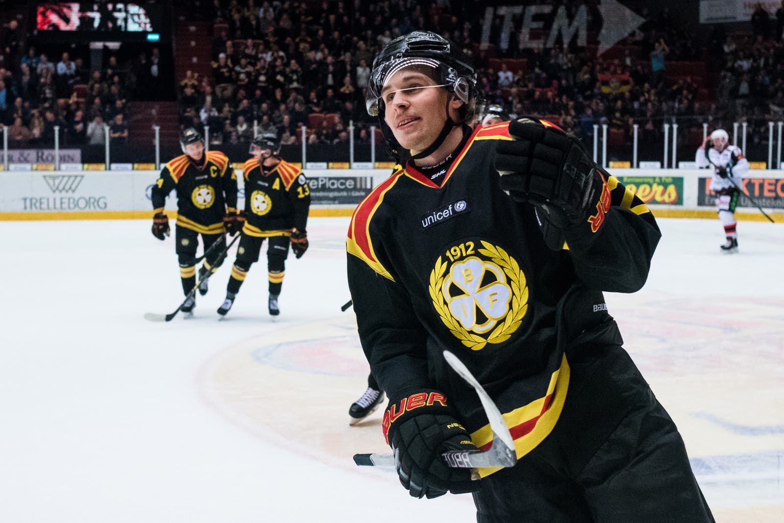 (1120) Lucas Carlsson