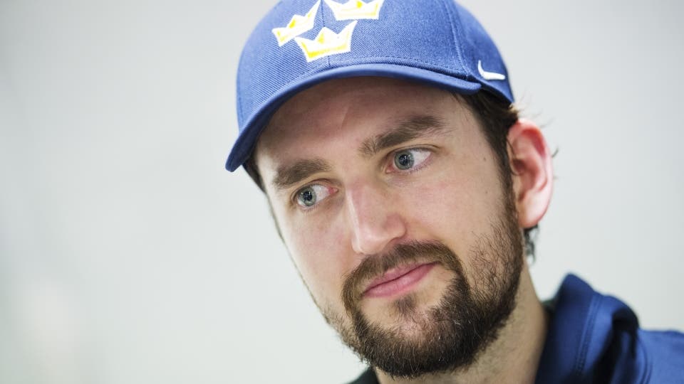 (6810) Jhonas Enroth-opti