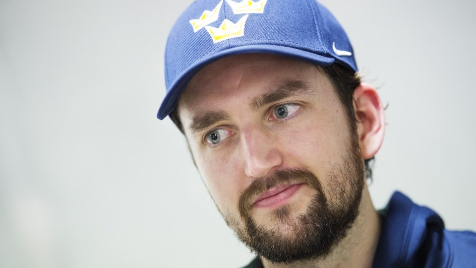 (6810) Jhonas Enroth-opti