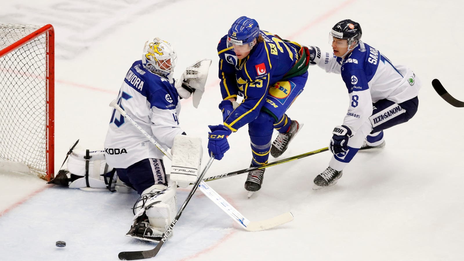 (23417) Elmer Söderblom / Tre Kronor