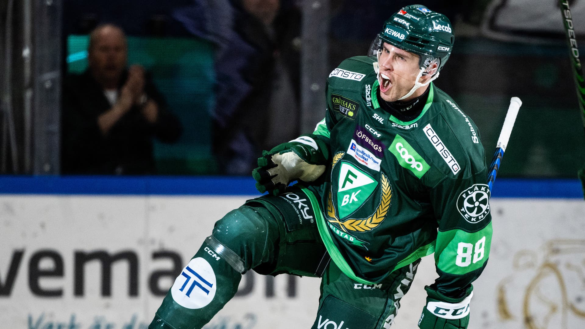 (28579) Brandon Davidson