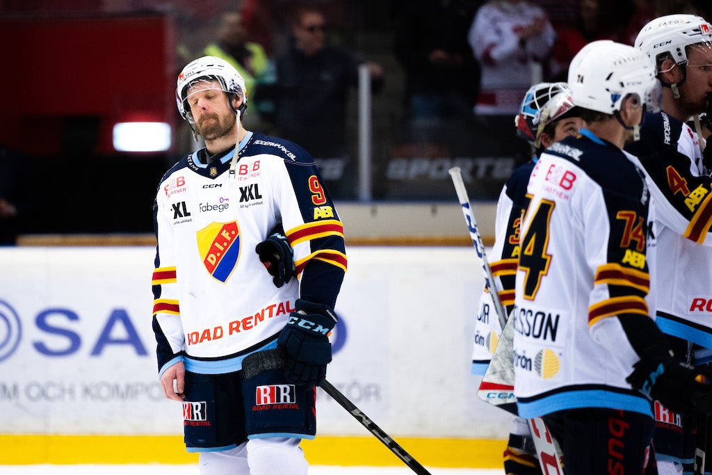 (28077) Cameron Schilling