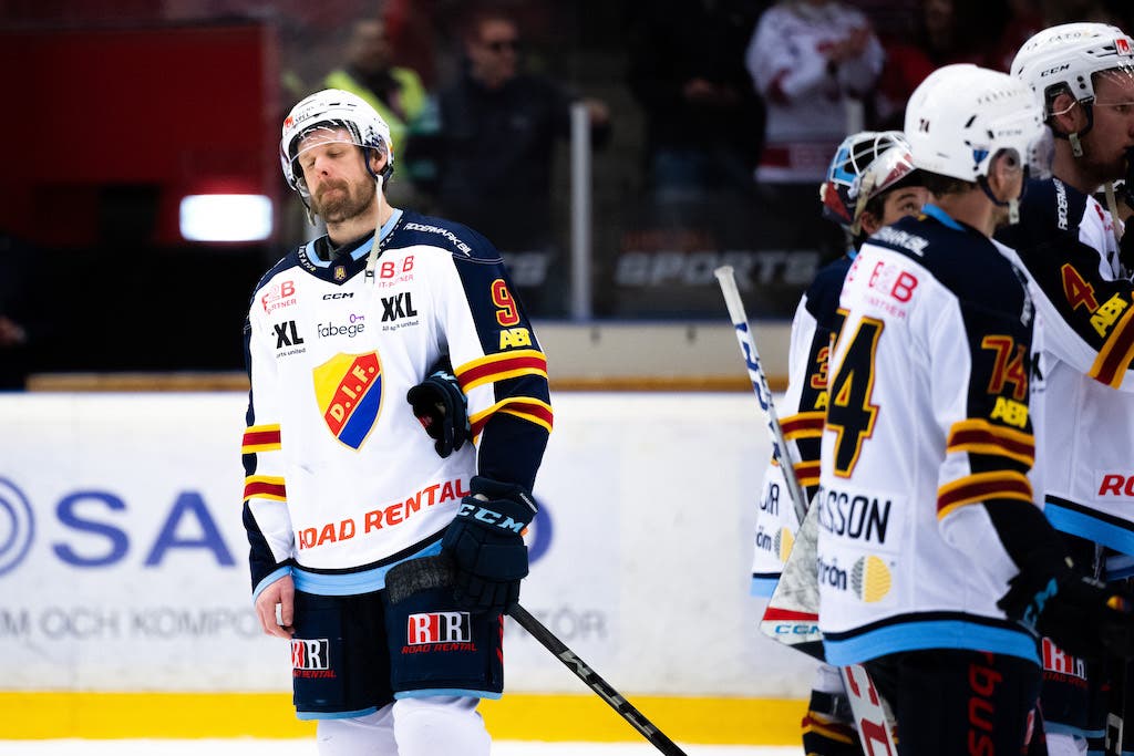 (28077) Cameron Schilling