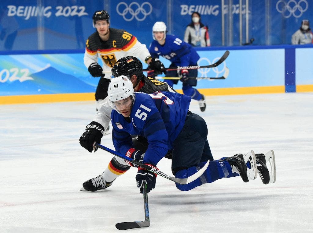 (23987) Andy Miele/USA