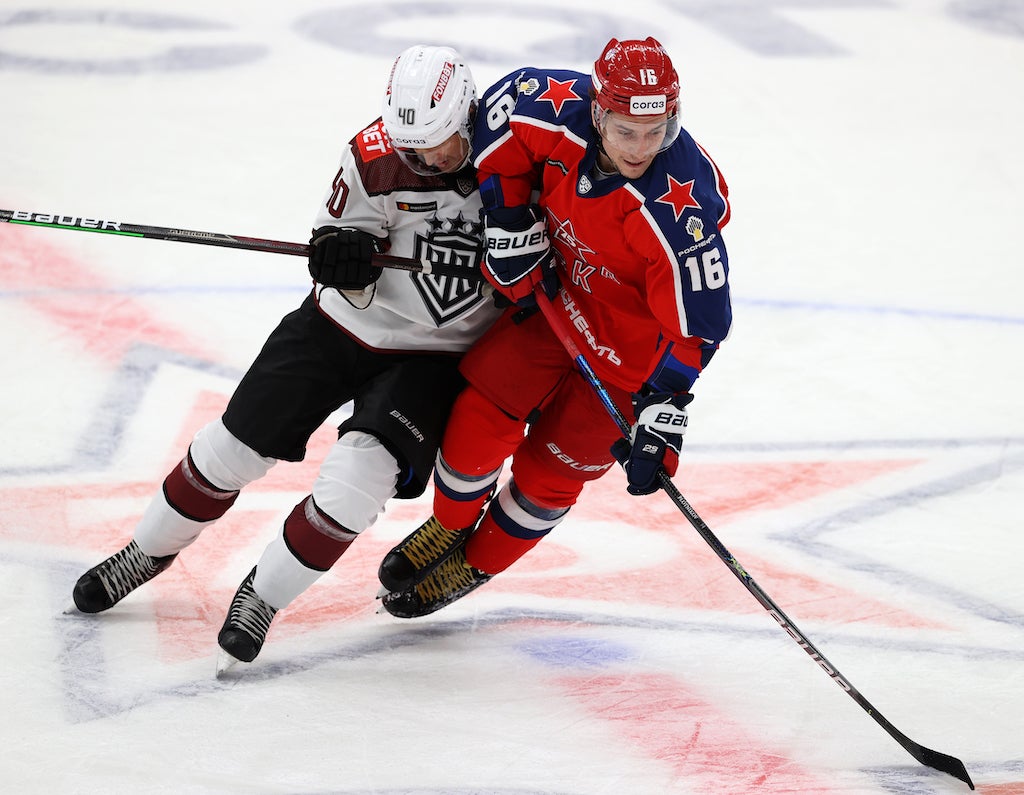 (c) photo.khl.ru Vladimir Bezzubov