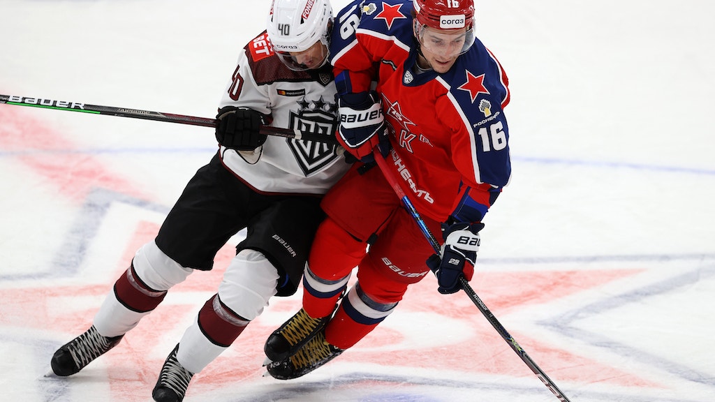 (c) photo.khl.ru Vladimir Bezzubov