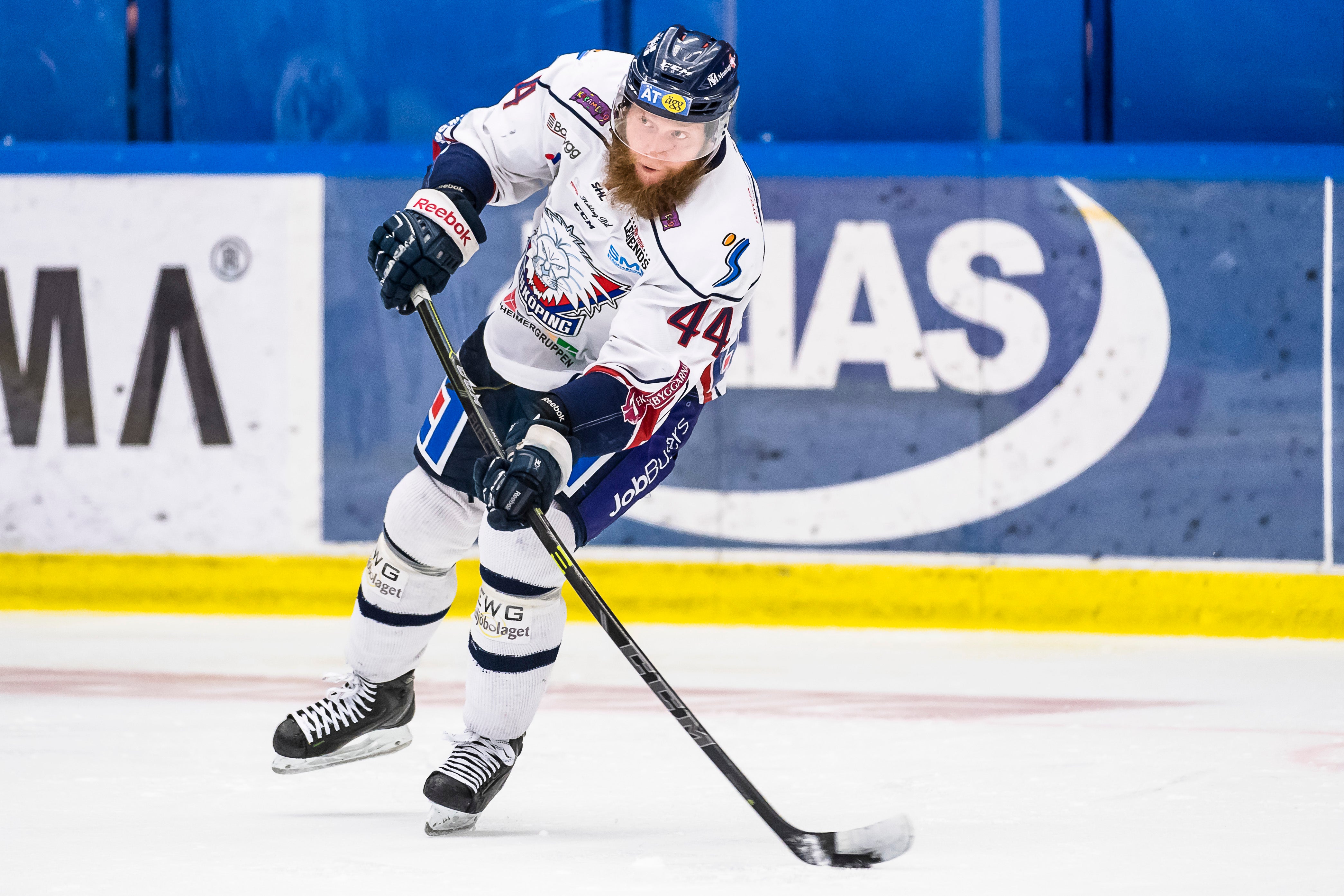 (894) Jonas Junland2