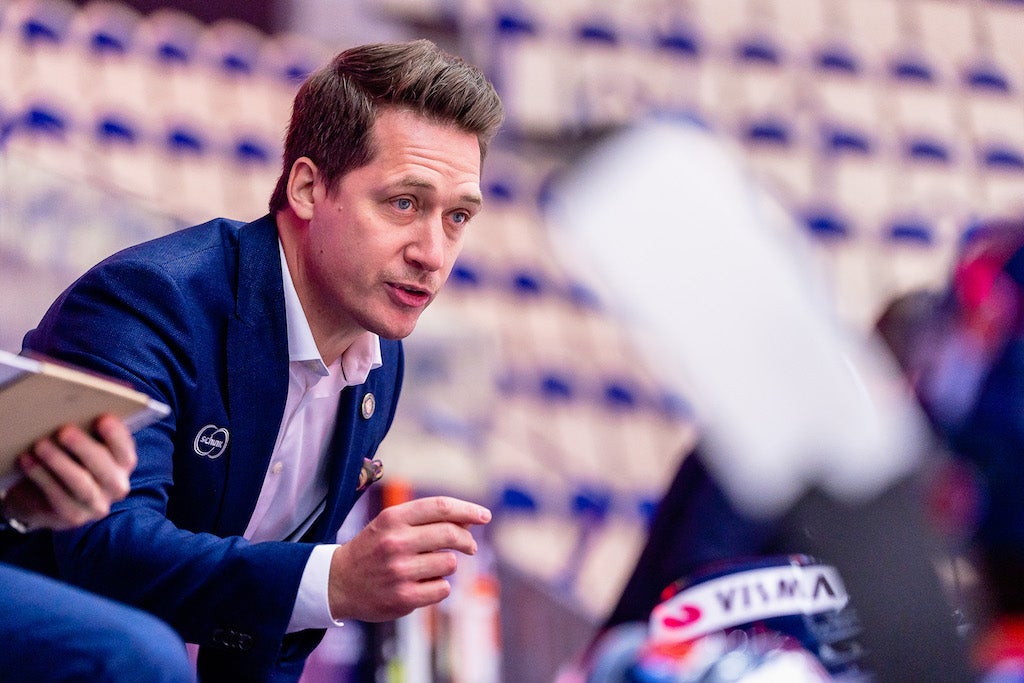 (16285) Sam Hallam/Växjö-Örebro