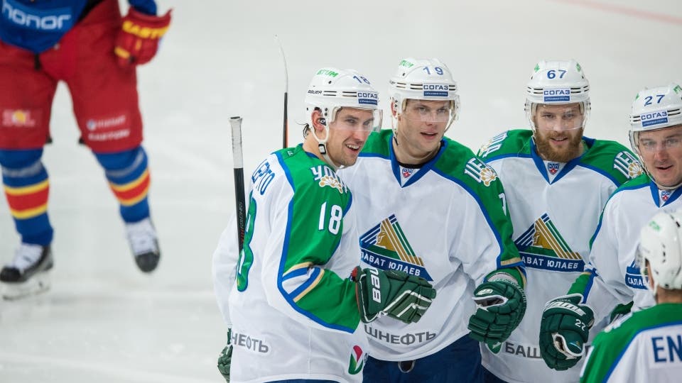 (5551) Vill slopa KHL:s importgräns