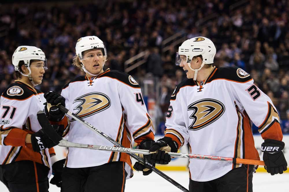 (954) Hampus Lindholm Jakob Silfverberg