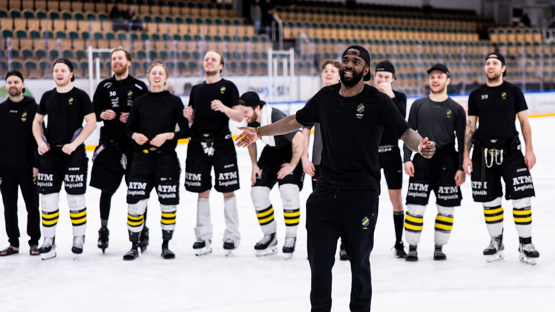 AIK firar Muzito Bagenda